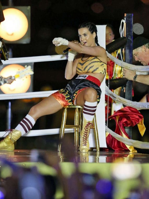 Katy-Perry-Pictures -VMAs-2013-Performance